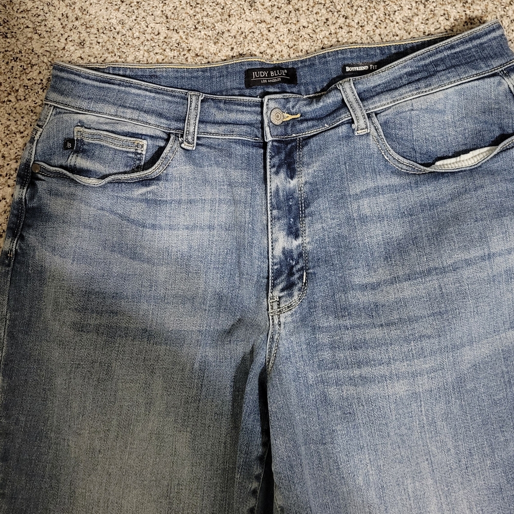Judy Blue Women's Light Blue Boyfriend Jeans 16W